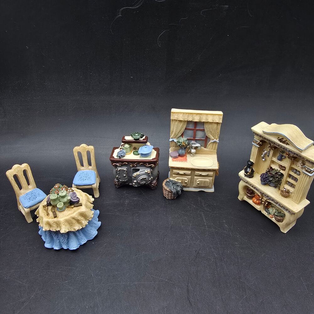 Avon 2001 Kitchen Doll House Furniture Victorian Memories Miniature Collectibles - Picture 8 of 9